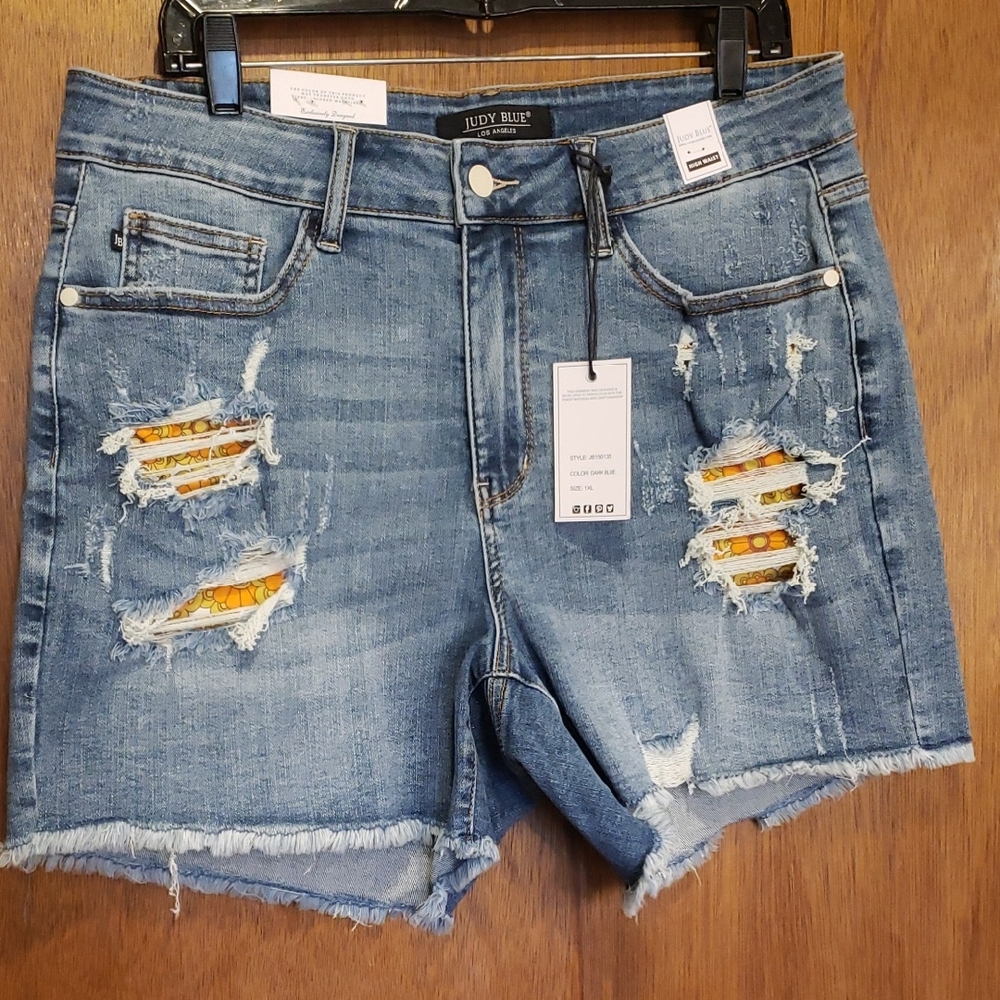 Judy Blue Light Blue Distressed Denim Shorts with Orange Floral Patch Details